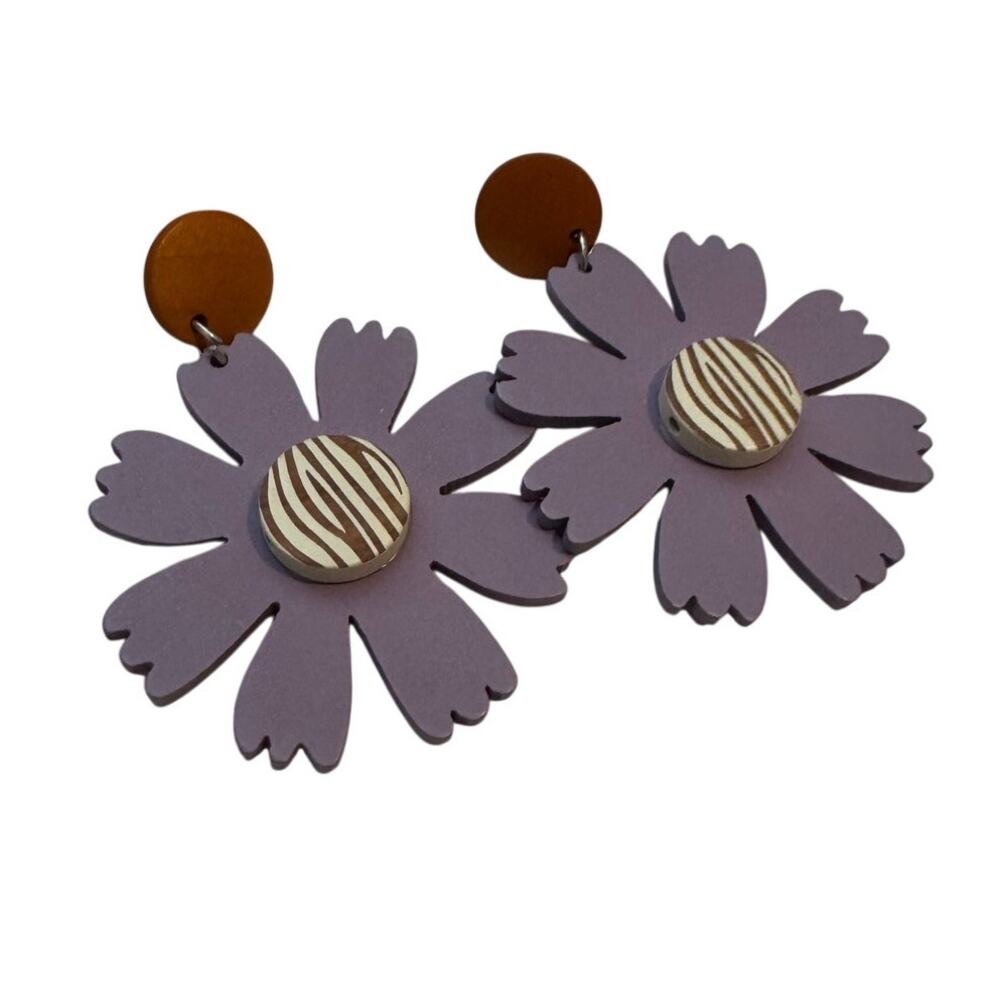Handmade Lavender flower earrings